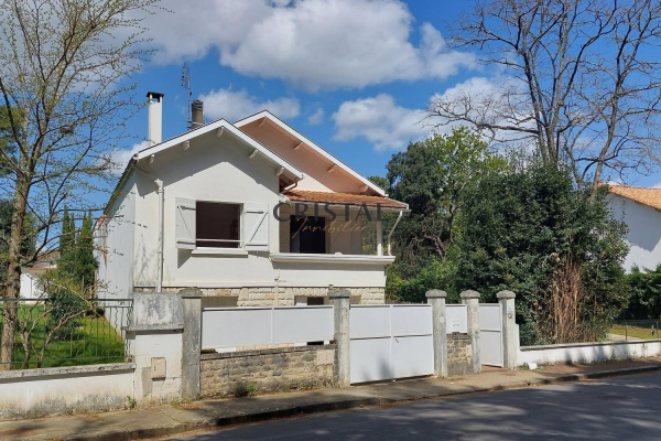 Maison de luxe à vendre à Royan, 416 000 €, Photo 1