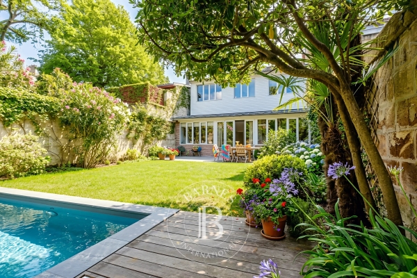 Maison de luxe à vendre à Bordeaux, 1 250 000 €, Photo 1