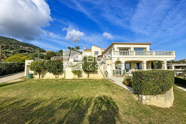 Maison de luxe à vendre à Mandelieu-la-Napoule, 1 595 000 €, Photo 2