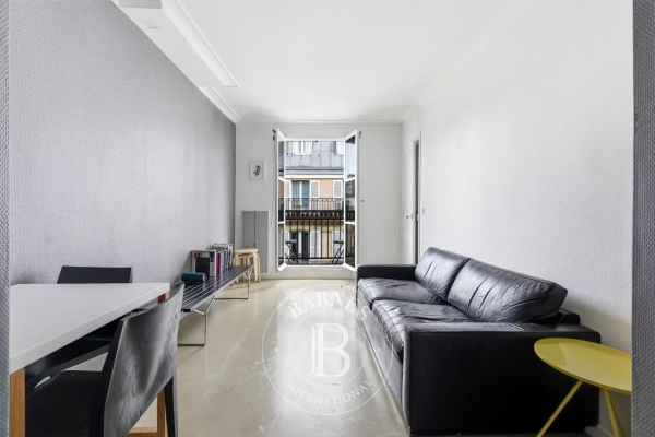 Luxury Apartment for sale in Paris 4ème, 590 000 €, Photo 2