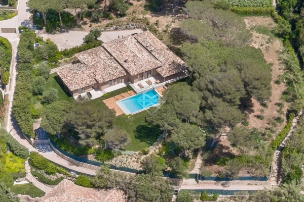 Luxury House for sale in Saint-Tropez, 27 000 000 €, Photo 2