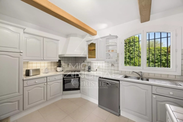 Maison de luxe à vendre à Tourrettes-sur-Loup, 1 190 000 €, Photo 7