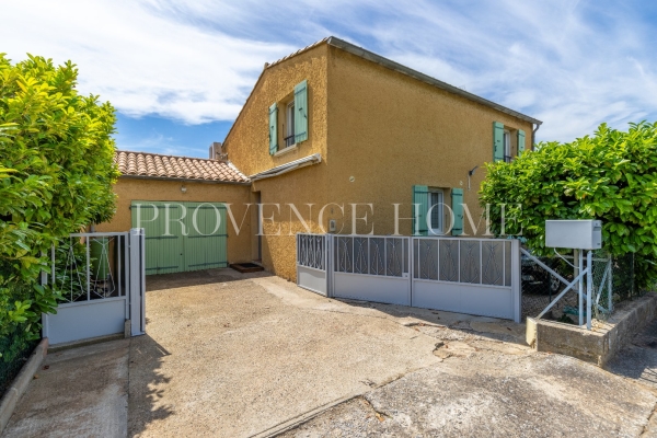 Maison de luxe à vendre à Robion, 290 000 €, Photo 1