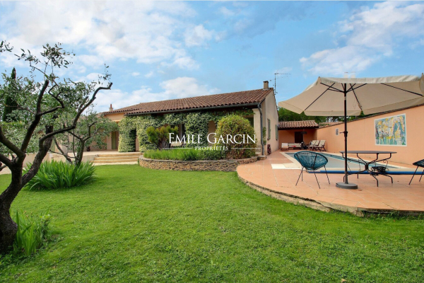 Maison de luxe à vendre à Uzès, 755 000 €, Photo 1