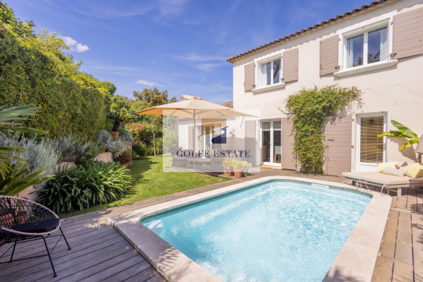 Maison de luxe à vendre à La Croix-Valmer, 990 000 €, Photo 1