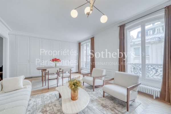 Appartement de luxe à louer à Paris 7Ème, 4 800 €, Photo 1