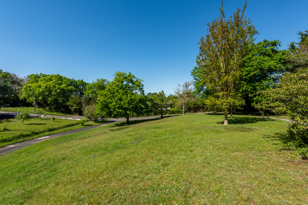 Terrain de luxe à vendre à Anglet, 895 000 €