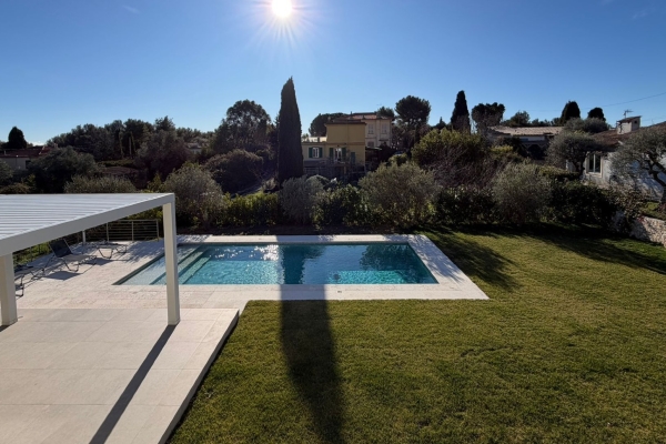 Maison de luxe à vendre à Villefranche-sur-Mer, 2 099 000 €, Photo 2