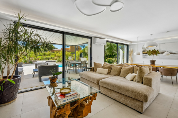 Luxury House for sale in Fréjus, 995 000 €, Photo 3