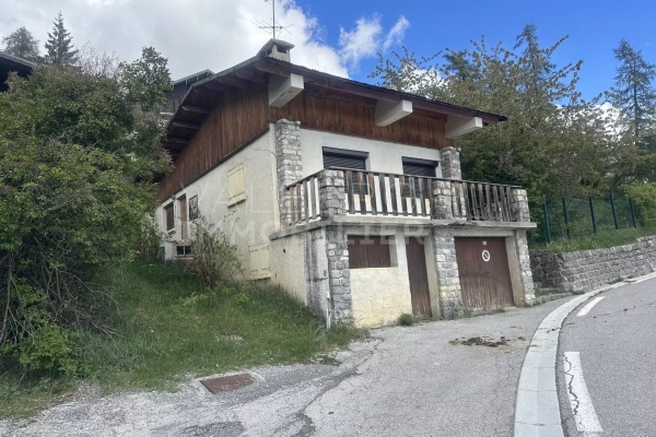Maison de luxe à vendre à Valberg, 336 000 €, Photo 1