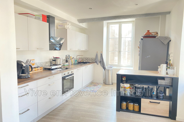 Appartement de luxe à vendre à Carpentras, 175 000 €, Photo 1