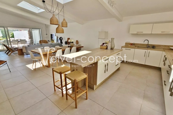 Luxury House for sale in Biot, 1 650 000 €, Photo 7