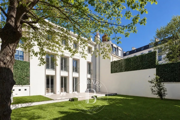 Maison de luxe à vendre à Neuilly-sur-Seine, 9 900 000 €, Photo 1