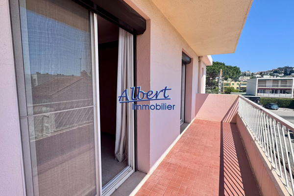 Appartement de luxe à vendre à Six Fours les Plages, 285 000 €, Photo 2