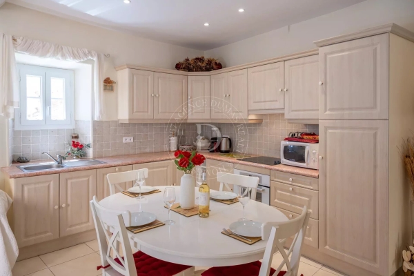 Luxury Apartment for sale in Villefranche-sur-Mer, 599 000 €, Photo 3