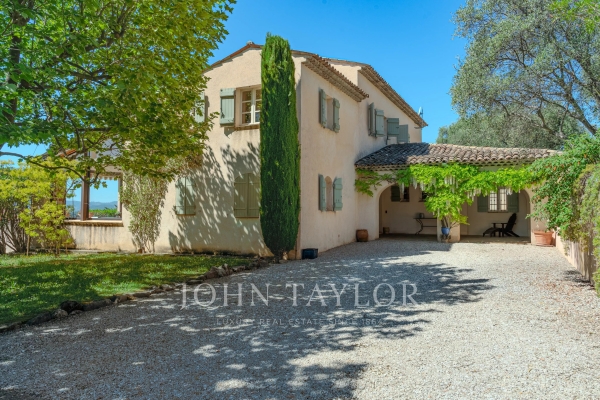 Maison de luxe à vendre à Grasse, 2 079 000 €, Photo 3