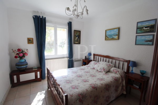 Maison de luxe à vendre à Saint-Martin-de-Castillon, 334 000 €, Photo 6