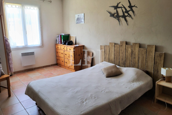 Maison de luxe à vendre à Saint Saturnin les Apt, 399 000 €, Photo 7