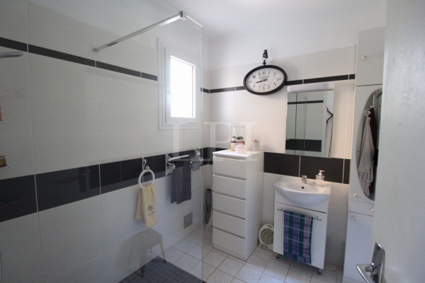 Maison de luxe à vendre à Saint-Martin-de-Castillon, 334 000 €, Photo 7