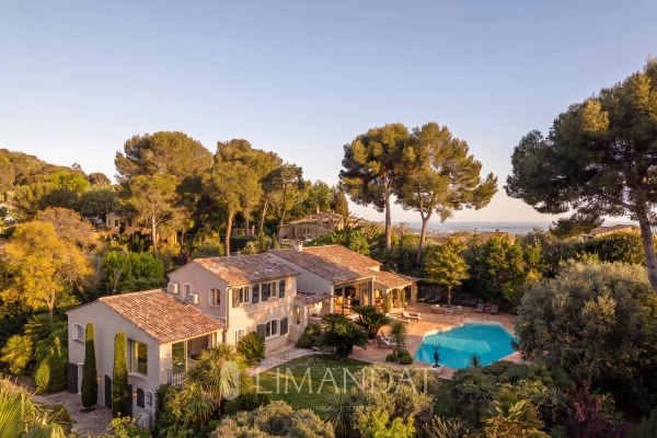 Luxury House for rental in Mougins, 20 000 €, Photo 1