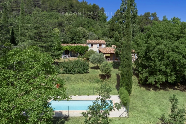 Maison de luxe à vendre à Ménerbes, 950 000 €, Photo 1