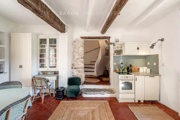 Luxury House for sale in Bonnieux, 319 000 €, Photo 3