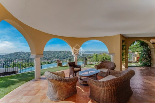 Maison de luxe à vendre à Sainte-Maxime, 2 490 000 €, Photo 4