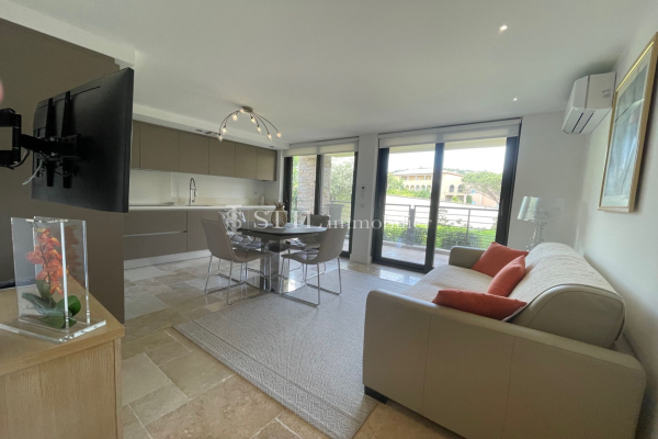 Luxury Apartment for sale in Les Issambres, 495 000 €, Photo 4