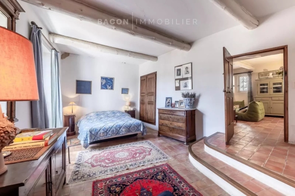 Luxury Apartment for sale in Bonnieux, 400 000 €, Photo 7