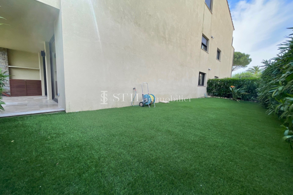 Luxury Apartment for sale in Les Issambres, 460 000 €, Photo 7