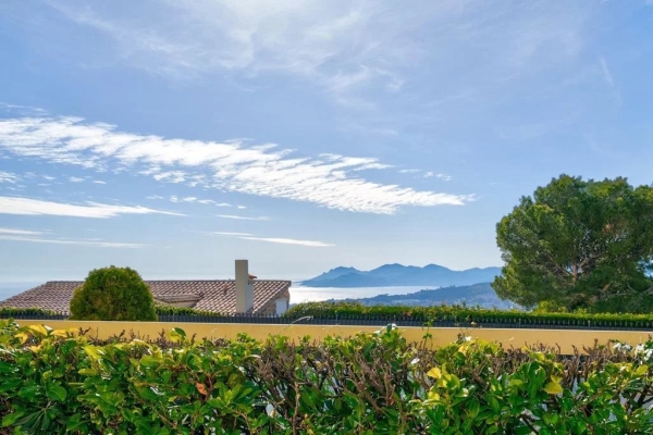 Appartement de luxe à vendre à Mougins, 765 000 €, Photo 1