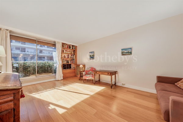 Luxury Apartment for sale in Paris 11ème, 580 000 €, Photo 3