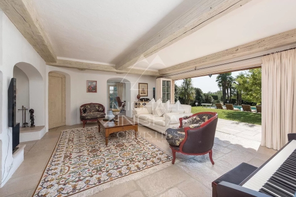 Maison de luxe à vendre à La Colle-sur-Loup, 1 950 000 €, Photo 4