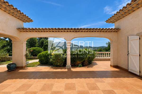 Maison de luxe à vendre à Les Adrets de l'Esterel, 995 000 €, Photo 5