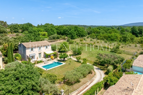 Maison de luxe à vendre à Oppède, 980 000 €, Photo 1