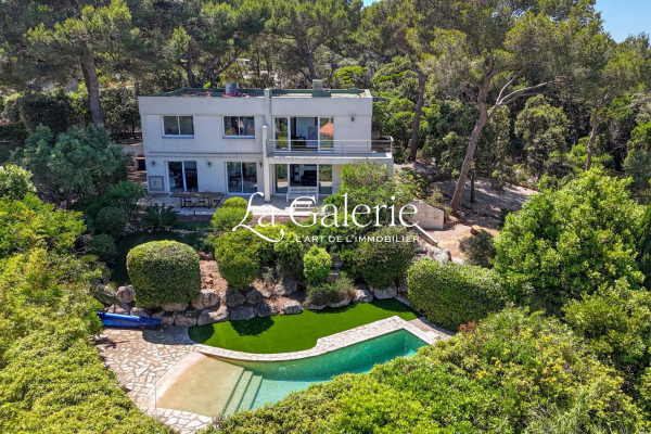 Maison de luxe à vendre à Hyères, 1 990 000 €, Photo 1