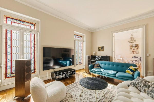 Luxury Apartment for sale in Bordeaux, 840 000 €, Photo 1