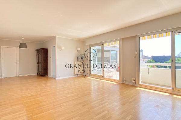 Appartement de luxe à vendre à Bordeaux, 525 000 €, Photo 2