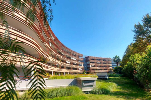 Luxury Apartment for sale in Fréjus, 290 000 €, Photo 1