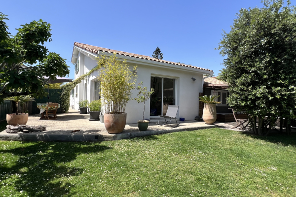 Maison de luxe à vendre à Royan, 480 000 €, Photo 1