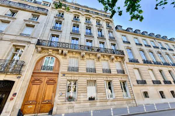 Luxury Apartment for sale in Paris 7ème, 3 290 000 €, Photo 1