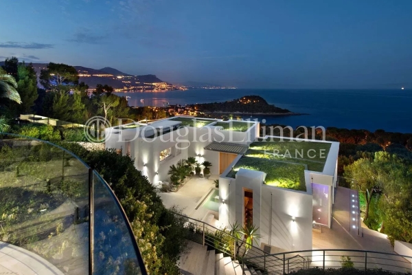 Luxury House for sale in Saint-Jean-Cap-Ferrat, 45 000 000 €, Photo 1
