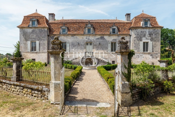 Maison de luxe à vendre à Brantôme, 1 950 000 €, Photo 1
