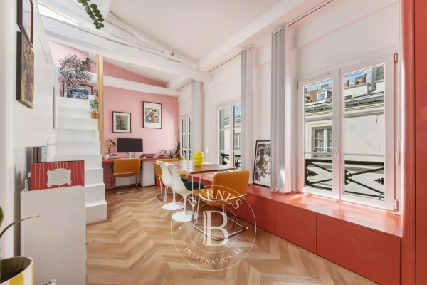 Luxury Apartment for sale in Paris 3Ème, 695 000 €, Photo 2