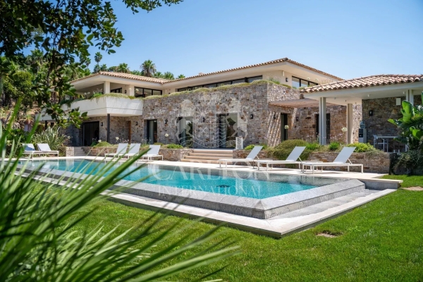 Maison de luxe à vendre à Saint-Tropez, 15 900 000 €, Photo 3