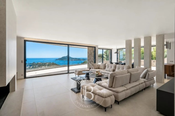 Maison de luxe à vendre à Saint-Raphaël, 6 100 000 €, Photo 3