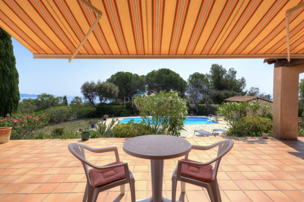 Maison de luxe à vendre à Saint-Aygulf, 899 000 €, Photo 4