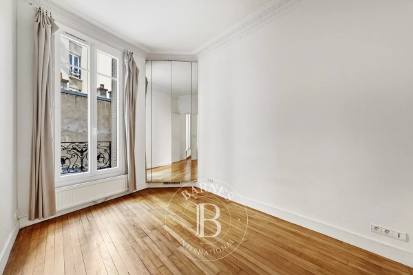 Luxury Apartment for sale in Paris 14Ème, 495 000 €, Photo 4