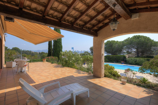 Maison de luxe à vendre à Saint-Aygulf, 899 000 €, Photo 5