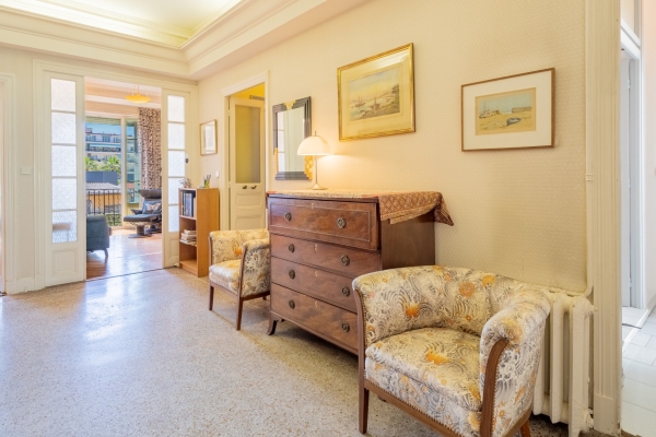 Luxury Apartment for sale in Nice, 720 000 €, Photo 2